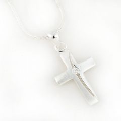 Kette mit Anhänger "Kreuz"